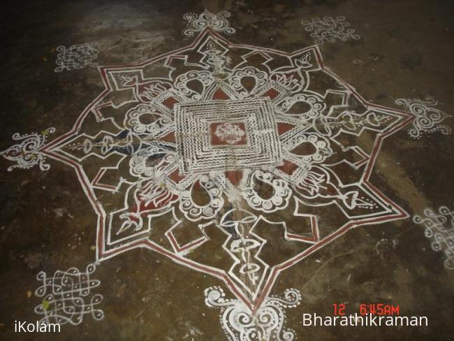 Rangoli: varalakshmi pooja maa kolam