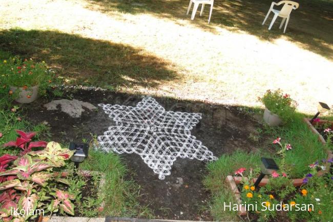 Rangoli: dotted sikku kolam