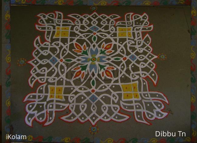 Rangoli: Mahalaya Maakolam