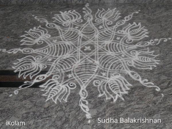 Rangoli: SIMPLE DESIGN