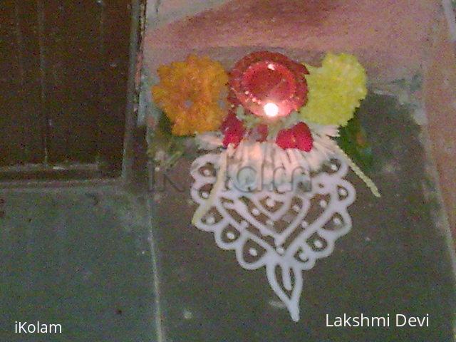 Rangoli: diya decoration