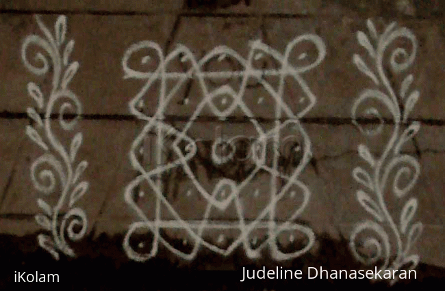 Rangoli: Apartment Kolams