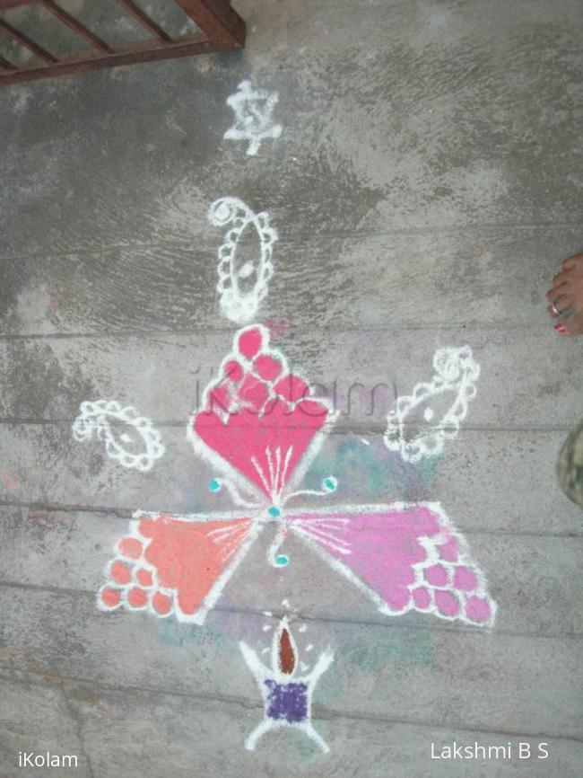 Rangoli: aanchaneya kolam