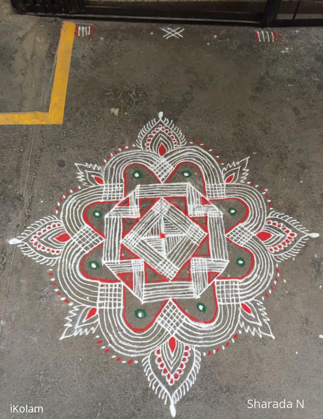 Rangoli: Freehand Padi kolam