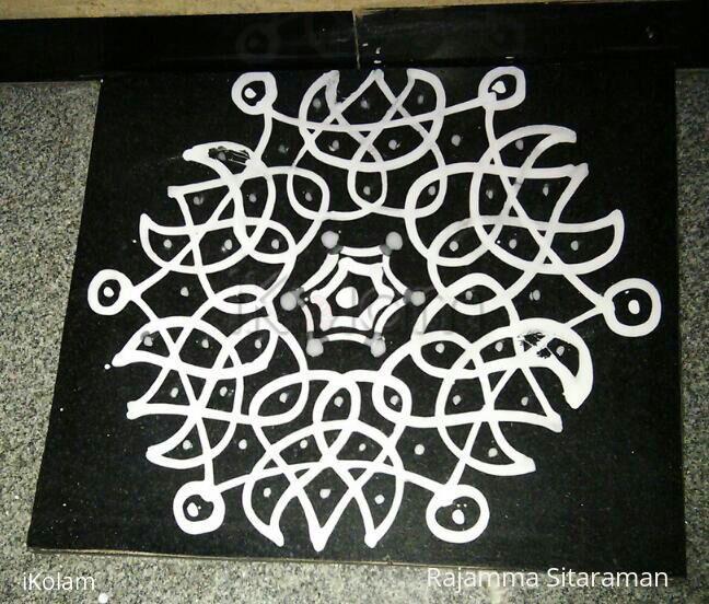 Rangoli: Dotted kolam