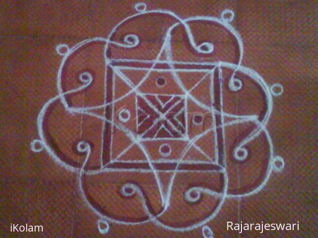 Rangoli: sevvai padi kolam