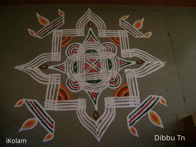 Rangoli: Maakolam