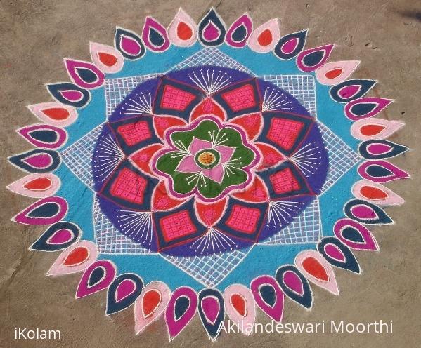 Rangoli: margazhi kolam 