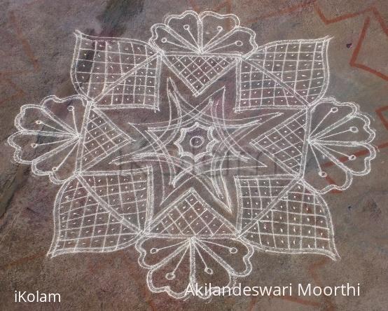 Rangoli: free hand kolam