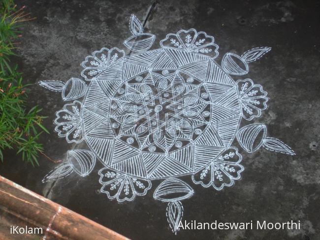 Rangoli: karthigai deepam rangoli