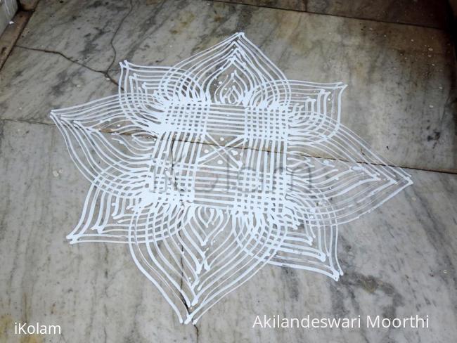 Rangoli: Maa kolam