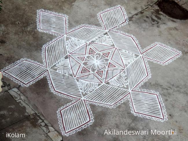 Rangoli: Aadi Kiruthigai Kolam