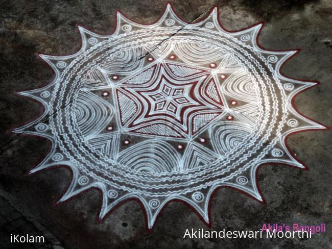 Rangoli: Navaratri kolam