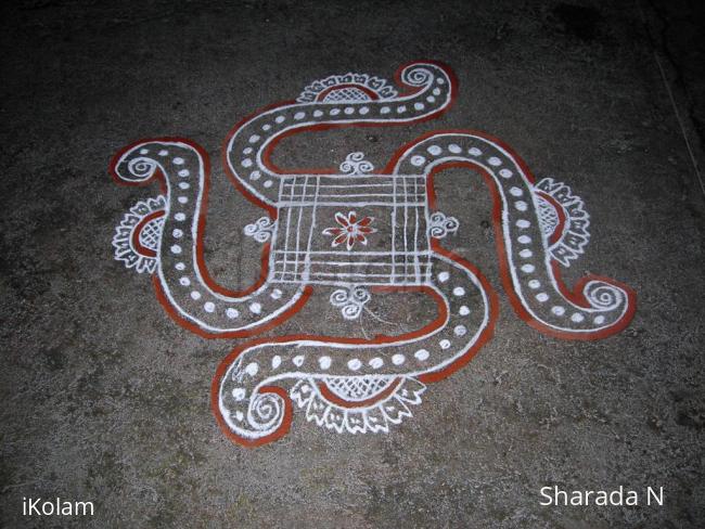 Rangoli: Padi Kolam 