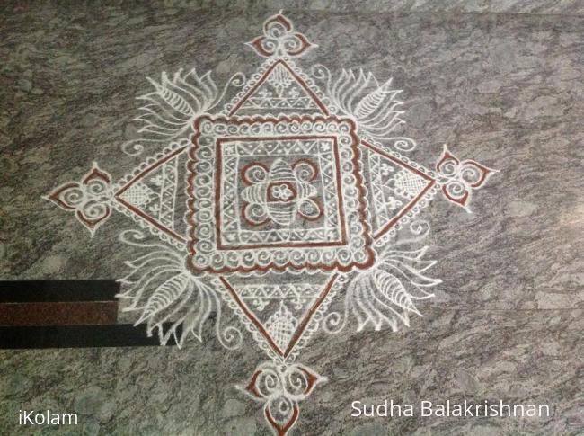 Rangoli: Shravana shukrawara rangavalli 1