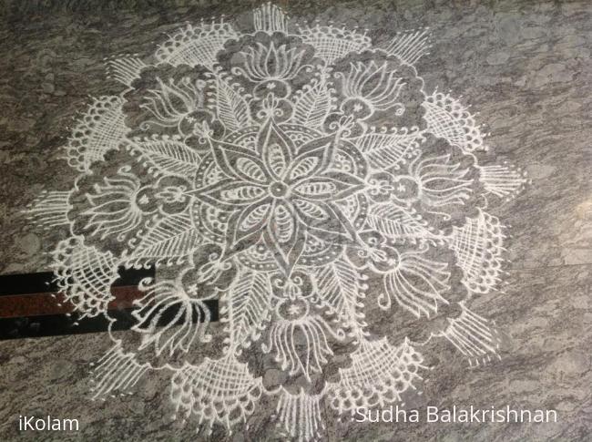 Rangoli: Free hand kolam