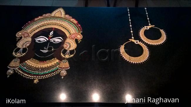 Rangoli: 2017-Navratri-8-2-Maa Durga's earrings-Bali