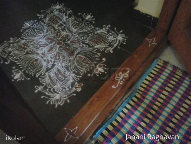 Rangoli: My sister's kolam- (Shobana's kolams)