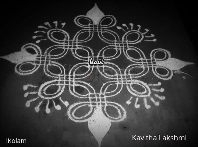 Rangoli: Simple dots kolam 