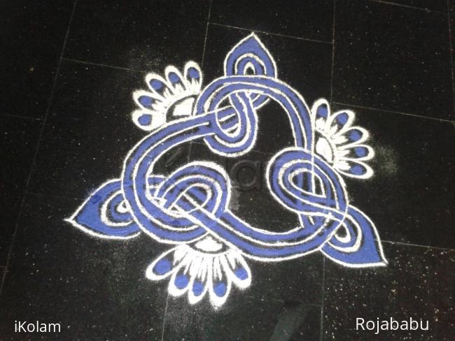 Rangoli: evening kolam