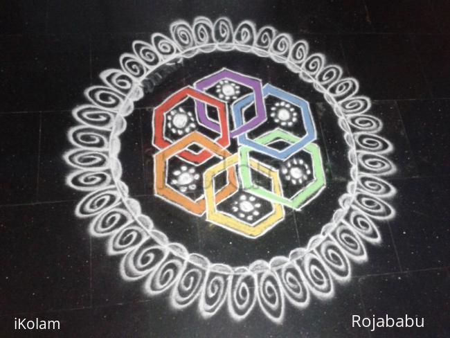 Rangoli: Multicolour rangoli