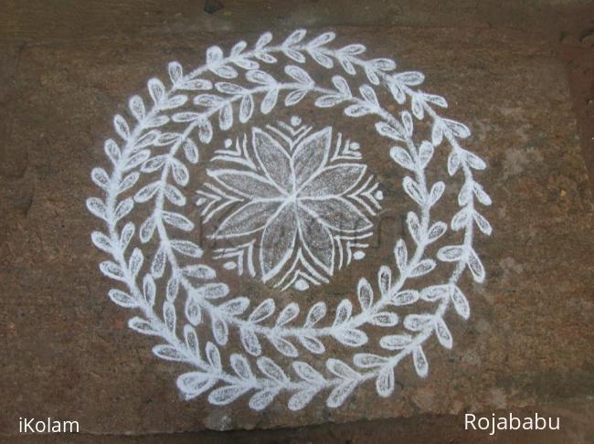 Rangoli: simple white rangoli