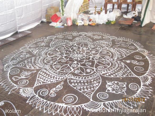 Rangoli: maakolam 4