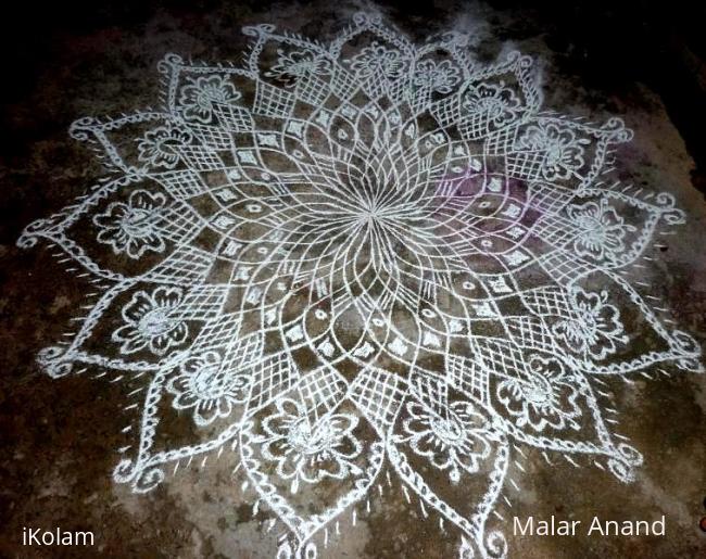 Rangoli: Freehand kolam