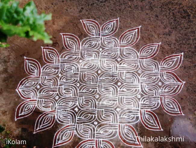 Rangoli: Padi Kolam