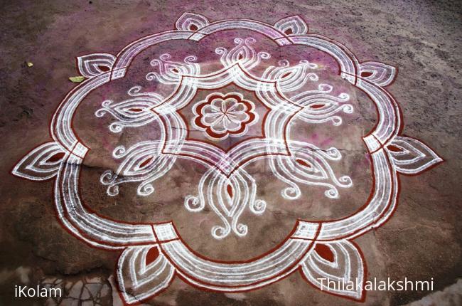 Rangoli: Padi kolam