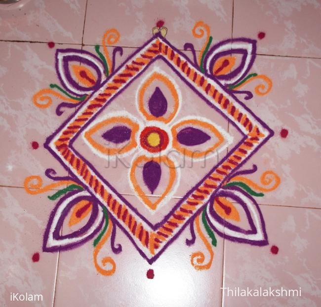 Rangoli: Freehand square rangoli