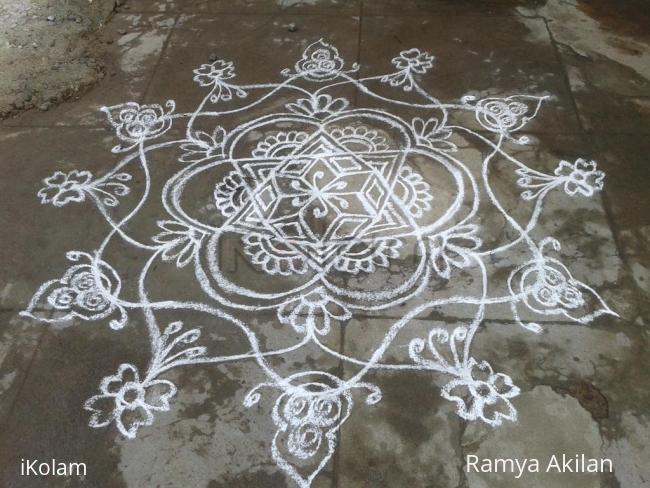 Rangoli: Puthandu kolam