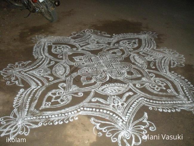 Rangoli: Free hand rangoli