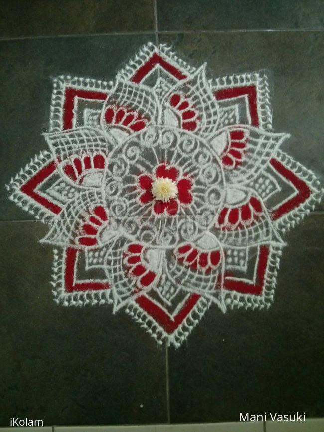 Rangoli: Margazhi  kolam 