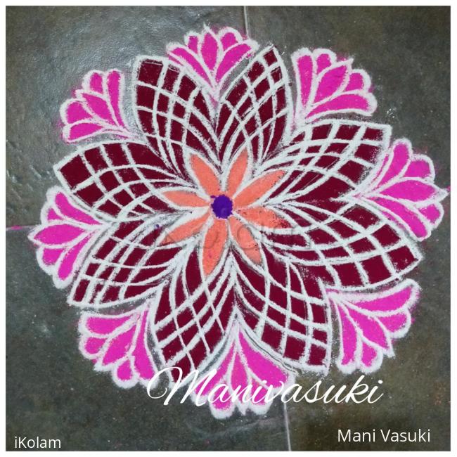 Rangoli: Margazhi kolam 