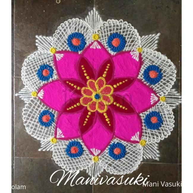 Rangoli: Margazhi kolam 