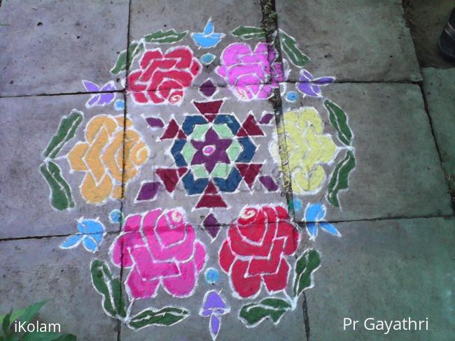 Rangoli: Rose Kolam