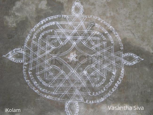 Rangoli: margazhi kolam 1