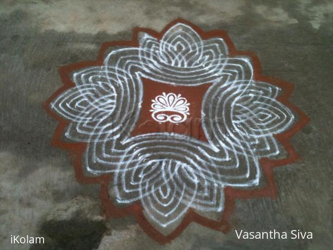 Rangoli: margazhi kolam