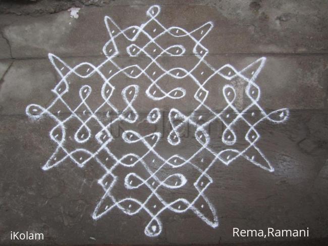 Rangoli: chikku kolam