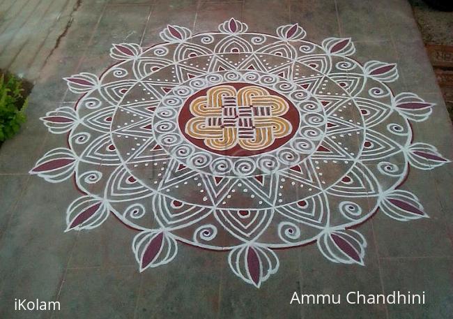 Rangoli: Aadi 1st Velli kolam 