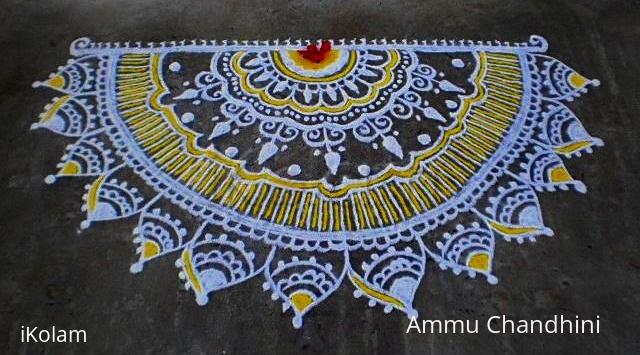 Rangoli: Margazhi  kolam on road-14