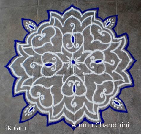 Rangoli: Dotted kolam