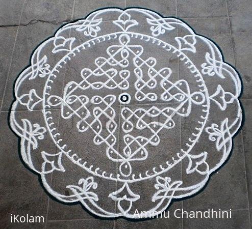 Rangoli: Dotted kolam