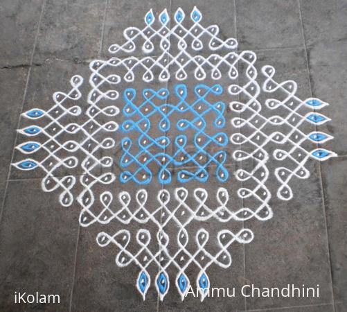 Rangoli: Dotted kolam