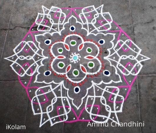 Rangoli: Dotted kolam