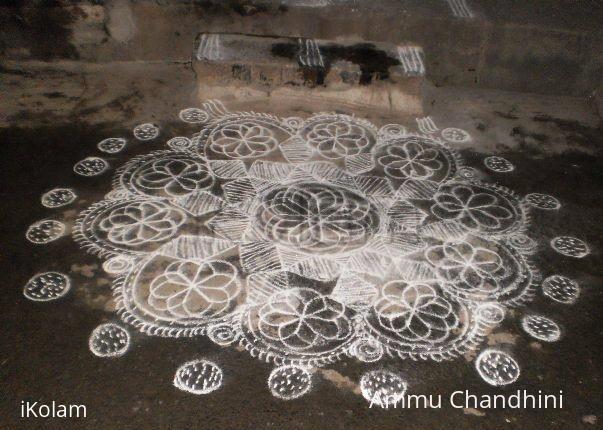 Rangoli: Temple kolam