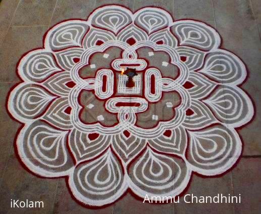 Rangoli: Thai 1st velli padi kolam