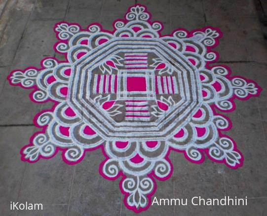 Rangoli: Padi Kolam