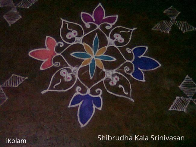 Rangoli: Dotted kolam